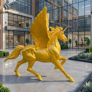 Statua di Pegaso Dorato in Fibra di Vetro Personalizzata per Decorazione in Parchi, Centri Commerciali e Ingressi di Ville - Product Image 2