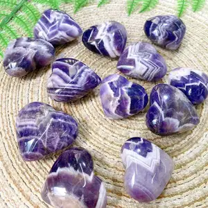 Wholesale Spiritual Healing Stone Nature Crystal Dream Amethyst Hearts Carved Chveron Amethyst Heart For Sale