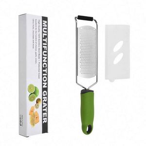 Herramienta Profesional para Rallar con Cuchilla de Acero Inoxidable para Parmesano, Cítricos, Jengibre, Nuez Moscada, Ajo, Chocolate, Frutas, con Cubierta Protectora - Product Image 6