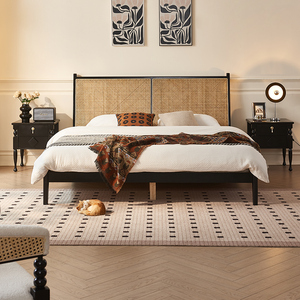 <span class=keywords><strong>Letto</strong></span> <span class=keywords><strong>Matrimoniale</strong></span> Retrò in <span class=keywords><strong>Legno</strong></span> Massello e Rattan, con Struttura in Frassino Nero e <span class=keywords><strong>Testiera</strong></span> in Canna Naturale, per Arredamento Camera da <span class=keywords><strong>Letto</strong></span> Principale - Product Image 4