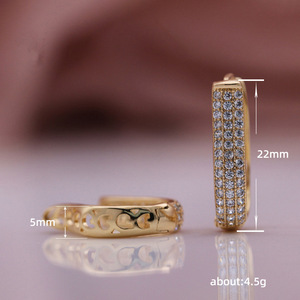 Orecchini a Tre Fili per Donna, Gioielli Eleganti e Minimalisti, Accessorio di Moda per Uso Quotidiano - Product Image 3