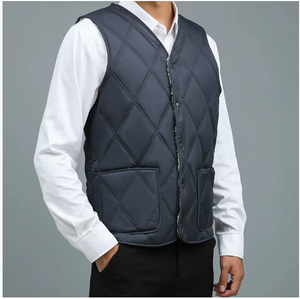 2025 nouveau <span class=keywords><strong>gilet</strong></span> en coton pour hommes avec <span class=keywords><strong>velours</strong></span> épaissi grande taille débardeur chaud pour papa pour les personnes d'âge moyen et âgées - Product Image 3