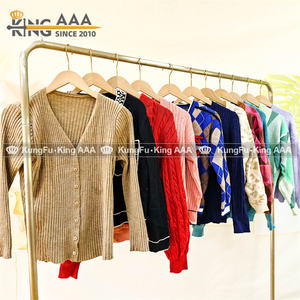 <span class=keywords><strong>Cardigan</strong></span> Maglione Natalizio Spesso e Corto, Abiti Invernali Usati, Ropa Usada Para Mujeres, Abbigliamento di Seconda Mano da Donna - Product Image 3