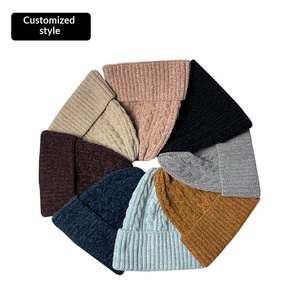 قبعة صوفية سميكة دافئة من الأكريليك بنسيج جاكار مصنعة في المصنع للخريف والشتاء - Product Image 1