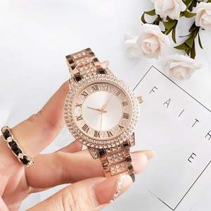 Montre à quartz pour femme en alliage, style professionnel et dessin animé, avec bracelet en acier inoxydable, cadran 38 mm, bracelet 20 mm, design pièce de monnaie ancienne - Product Image 2