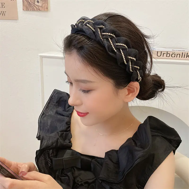 Korean version senior feeling rhinestone winding headband for women French hand woven Fried Dough Twists braid yarn headband