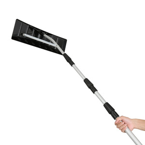 Vente directe d'usine, râteau à neige rétractable multifonctionnel pour toiture. Barres en aluminium solides, durables et antidérapantes pour le déneigement. <span class=keywords><strong>Wolin</strong></span> - Product Image 1