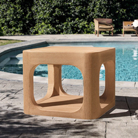 Table d'appoint/côté extérieure en teck moderne personnalisable, durable, résistante aux intempéries, pour hôtels et villas