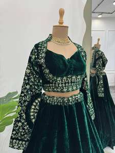 Lehenga Choli en velours de luxe DFG QRC 302 |   Broderie de paillettes sur fil |   4,5 m Flair |   Édition Boutique Premium Semi Cousue pour Fête - Product Image 3