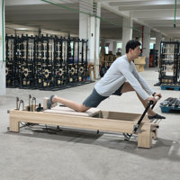 Dua Penutup  Warna Pelapis Kustom dan Logo BB Strata Rock Maple Wood Pilates Reformer