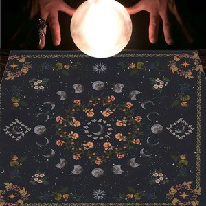 Mantel <span class=keywords><strong>de</strong></span> adivinación <span class=keywords><strong>de</strong></span> brujería moderna con <span class=keywords><strong>runas</strong></span> <span class=keywords><strong>de</strong></span> polilla <span class=keywords><strong>de</strong></span> fase lunar para <span class=keywords><strong>lectura</strong></span> <span class=keywords><strong>de</strong></span> Tarot, juegos <span class=keywords><strong>de</strong></span> mesa <span class=keywords><strong>de</strong></span> astrología, decoración del hogar <span class=keywords><strong>de</strong></span> brujas - Product Image 4