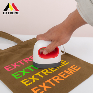 Machine de <span class=keywords><strong>Sublimation</strong></span> Manuelle Portable Dernière Génération en Gros, <span class=keywords><strong>Presse</strong></span> à Chaud Mini Portable pour T-shirts et Vêtements, Facile à Utiliser pour Logos - Product Image 4