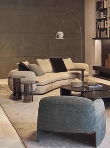 Sofá de Tela Curvo Grande de Estilo Minimalista Italiano, Modelo Pétalo, para Sala de Estar, Villa o Apartamento - Product Image 2