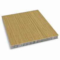 Panneau en aluminium alvéolé à grain de bois brun doré, écologique et personnalisé, résistant au feu, garantie 5 ans pour l'intérieur