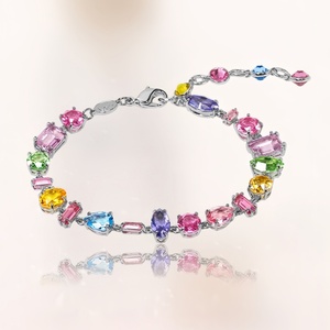 Vòng đeo tay Vòng cổ pha lê của phụ nữ cao cấp có thiết kế độc đáo, được bổ sung bởi đồ trang sức kẹo tương phản dopamine - Product Image 1