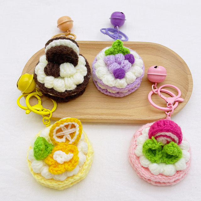 New Design Handmade Keychain Toys Amigurumi Knitted Yarn Crochet Key Cute Cake Pendant Crochet Keychains Toys Children's Gift