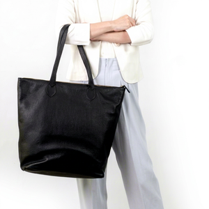 กระเป๋าโท้ทหนังขนาดใหญ่แบบเย็บลายพร้อมงานปักสำหรับทุกฤดูกาล - Product Image 1