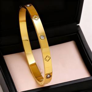 18K altın kaplama yüksek dereceli titanyum çelik mikro-inset zirkon moda bilezik çiftler düğün veya doğum günü hediyesi takı için - Product Image 4