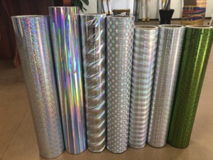 Hologramme clair arc-en-ciel graphique artisanat personnalisé <span class=keywords><strong>Film</strong></span> hologramme coloré autocollant auto-<span class=keywords><strong>adhésif</strong></span> <span class=keywords><strong>Film</strong></span> holographique - Product Image 2