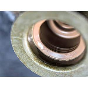 エンジン吸気オイルシールバルブシールフォードフォーカス1.6 L 2012 96MM-6071-DA用 - Product Image 2