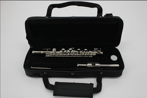 Wholesale beginner semi-metal short flute with silver plating, in C tuning. Short flute musical instrument for Western music. - Product Image 3