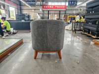 Fauteuil d'appoint moderne et durable, rembourré, avec dossier incurvé, tissu texturé, base en bois massif, pour salon ou chambre d'hôtel
