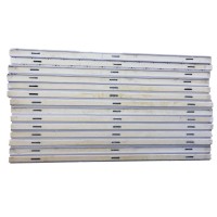 Isolation en mousse de polyuréthane PUR/PU/PIR/Puf/panneaux muraux sandwich isolés pour préfabriqués
