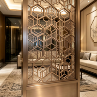 Paravent d'intérieur/extérieur en acier inoxydable doré PVD de luxe, découpé au laser, style Art Déco, panneau géométrique en treillis