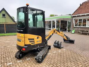 Mini excavadora sobre orugas Sany Sy18C para granja forestal en interiores a la venta - Product Image 4