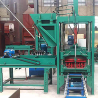 Types type fournir des machines semi-automatiques briques creuses machine fabricant bloc de ciment formant la machine avec le moule