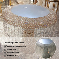 Table à gâteau en cristal lisse et résistante avec pompon en cristal, table ronde pour la présentation de gâteaux et de desserts pour mariage, fête d'anniversaire