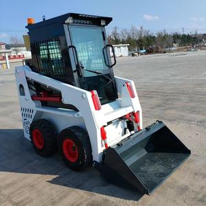 Chargeuse compacte sur roues hydraulique diesel en gros <span class=keywords><strong>avec</strong></span> cabine certifiée EPA Euro 5 pour la construction, l'agriculture et l'utilisation en jardinage - Product Image 4