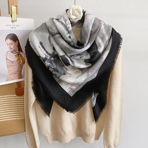 时尚女式大号方形围巾女式130x130涤纶亚麻毛毡短款柔软披肩马图案秋季 - Product Image 6