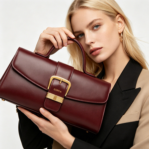 Bolso de Mano Vintage Personalizado para Mujer, Diseño de Múltiples Compartimentos en Cuero PU Liso, con Cierre de Hebilla Dorada - Product Image 1