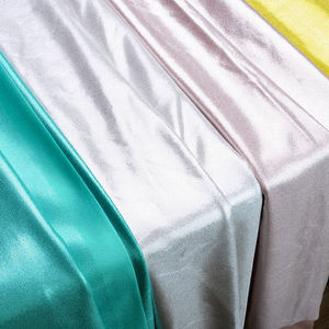 Tissu de sport et de maillot de bain Wingtex personnalisé, brillant, imprimé avec du film brillant, séchage rapide, 82% nylon, 18% élasthanne, extérieur - Product Image 3