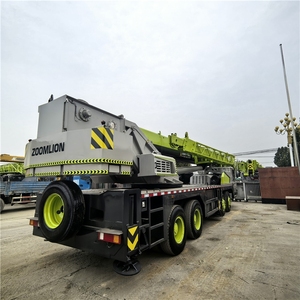 Grúa Móvil Hidráulica Usada Zoomlion ZTC500 de 60 Toneladas con Altura de Elevación de 42M, Motor y Rodamientos en Venta - Product Image 5