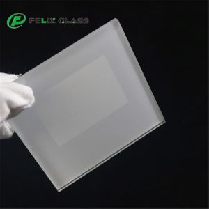 Produit en verre trempé rectangulaire ultra transparent avec un design givré unique - Product Image 6