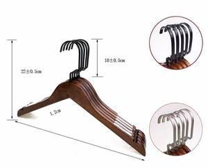 Appendiabiti in Legno Marrone di <span class=keywords><strong>Lusso</strong></span> con Logo Personalizzato per Hotel e Negozi, Eleganza per la Conservazione degli Abiti - Product Image 4