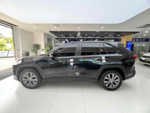 Acceptation des commandes personnalisées – Toyota <span class=keywords><strong>RAV4</strong></span> Hybride 2020 2.5L CVT 4x4 Édition Premium, sièges en cuir foncé gauche, pneus R18, freinage actif, alerte de sortie de voie - Product Image 3