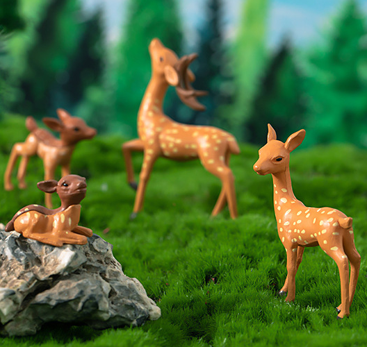 Small resin or PVC Reindeer Figurines Deer christmas outdoors decoration figures