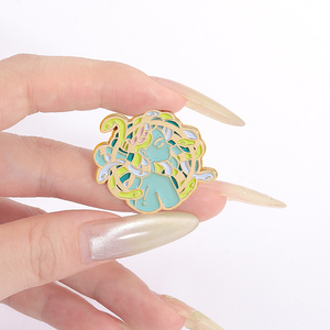 Sirena griega esmalte Pin mítico sirena mujer broche solapa insignia joyería regalo para Fans amigos suministro a granel - Product Image 4