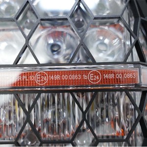 Phare LED certifié E24 avec clignotant ambre et feux de jour (DRL) compatible Harley Road Glide 2015-2023 - Product Image 6