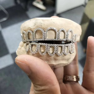 Grilles dentaires en <span class=keywords><strong>argent</strong></span> 925 Hip Hop avec moissanite creuse, grilles supérieures et inférieures, bijoux dentaires punk, capuchons de dents, cosplay, bijoux de <span class=keywords><strong>rappeur</strong></span> - Product Image 2