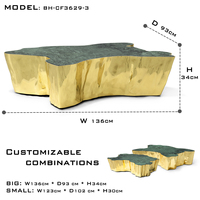 Table basse de luxe haut de gamme avec structure en métal moulé et plateau en marbre naturel du Guatemala, motif Arbre de Vie