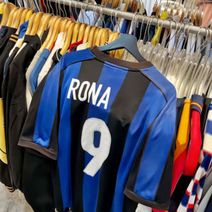 <span class=keywords><strong>Maillot</strong></span> de football vintage style <span class=keywords><strong>italien</strong></span> Atlanta Thaïlande 25/26 pour <span class=keywords><strong>club</strong></span> et équipe nationale – Collection été et automne - Product Image 1