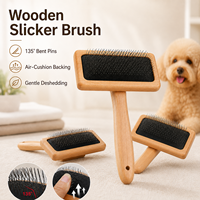 Brosse démêlante en bois pour animaux de compagnie avec longs picots en acier inoxydable pour toilettage chien et chat, élimination des poils, logo personnalisé, vente en gros