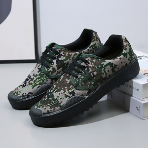 Chaussures de sécurité respirantes et durables pour femmes et hommes, en toile et plastique, à semelle épaisse, de haute qualité pour l'extérieur - Product Image 4