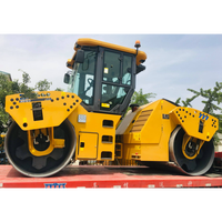 Compacteur vibrant à double tambour XD123 de 12 tonnes avec un diamètre de 1,3 m et un moteur de 119 kW pour le compactage des routes et des sols en stock