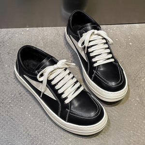 Mocassins décontractés de luxe pour hommes en cuir véritable, style minimaliste, coupe basse, amorti, tendance, à enfiler, automne-été - Product Image 4