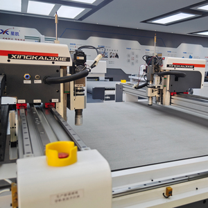 Máquina de <span class=keywords><strong>Corte</strong></span> de Cuero CNC Automática de Alta Velocidad con Adsorción al Vacío para Bolsas de Viaje e Interiores de Automóviles - Product Image 6